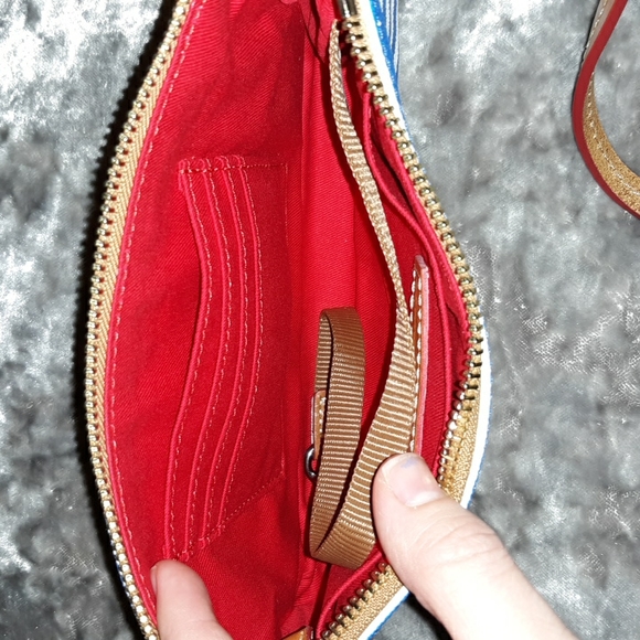 DOONEY & BOURKE "Sullivan" Coated Cotton Lexi Pouchette Stripped Crossbody - Picture 13 of 13